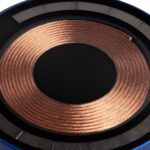Магнитное зарядное устройство Cooper Rond  диаметр 5,4 см, высота 0,6 см; упаковка: 8,4x8,4x2 см